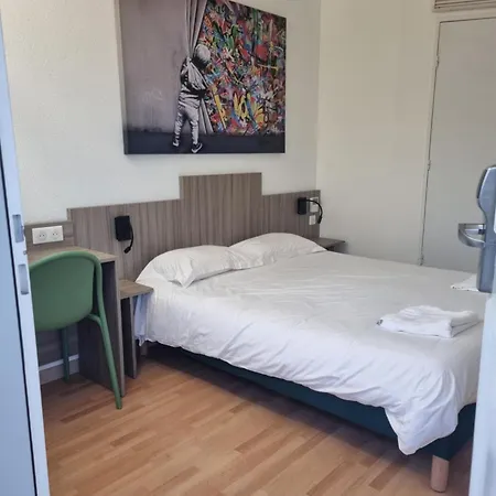 Hotel The Originals Access, Hotel Le Lutea